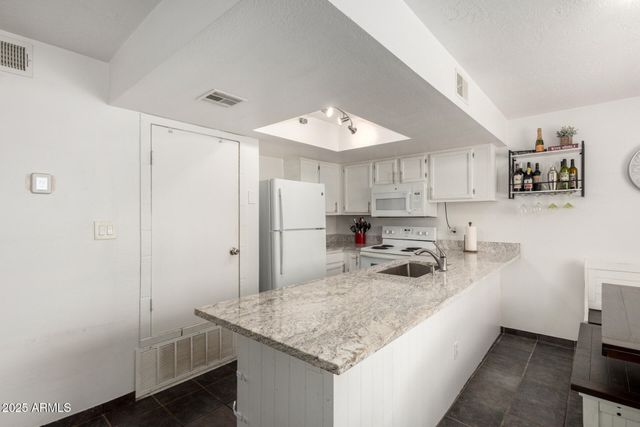 18811 N 19TH Avenue 2017, Phoenix, AZ 85027