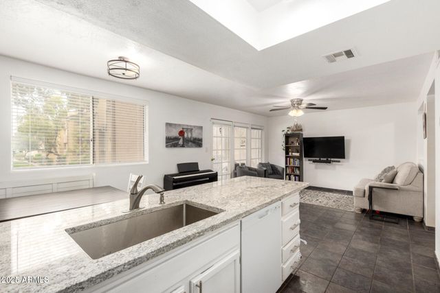 18811 N 19TH Avenue 2017, Phoenix, AZ 85027