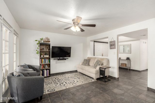 18811 N 19TH Avenue 2017, Phoenix, AZ 85027