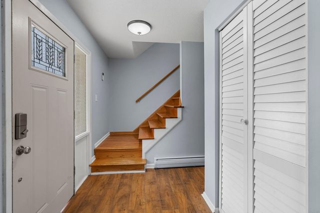 10716 27th Avenue S, Burnsville, MN 55337