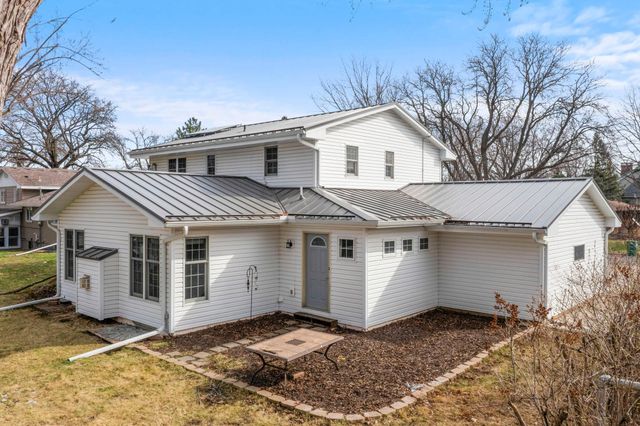 10716 27th Avenue S, Burnsville, MN 55337