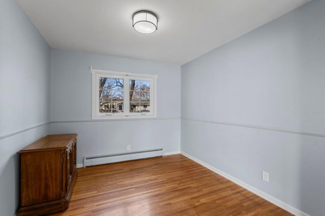 10716 27th Avenue S, Burnsville, MN 55337