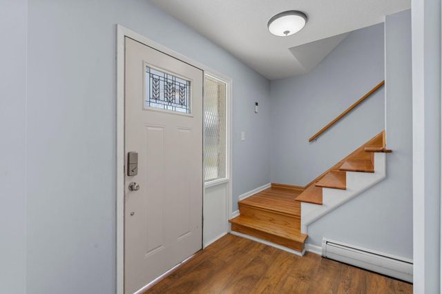 10716 27th Avenue S, Burnsville, MN 55337