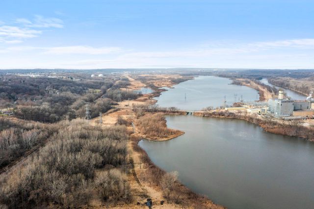 10716 27th Avenue S, Burnsville, MN 55337