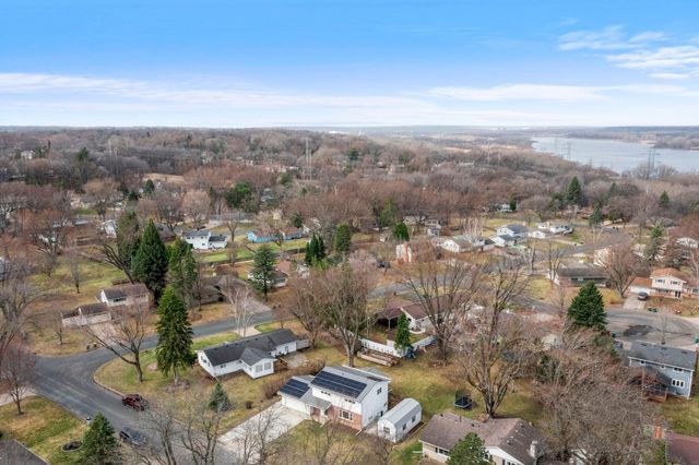 10716 27th Avenue S, Burnsville, MN 55337