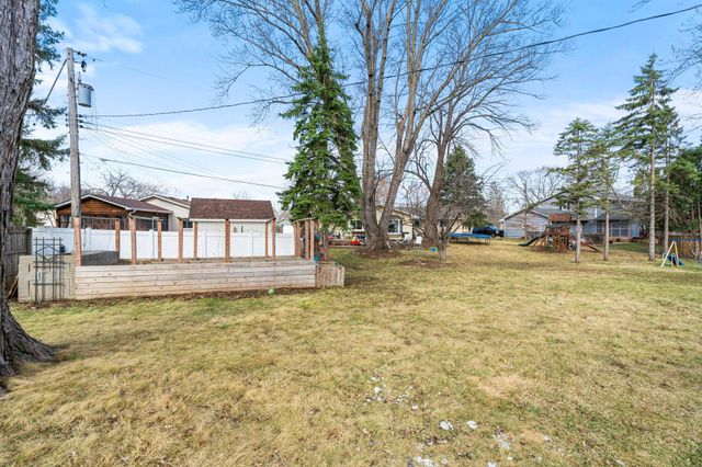 10716 27th Avenue S, Burnsville, MN 55337