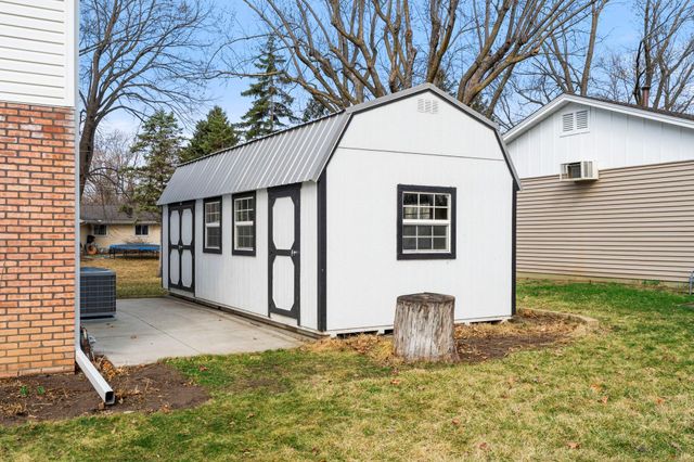 10716 27th Avenue S, Burnsville, MN 55337