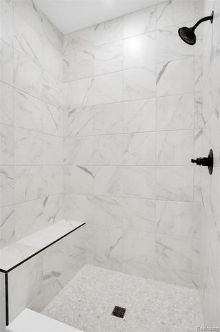 348 Mcdowell Drive, Howell, MI 48843