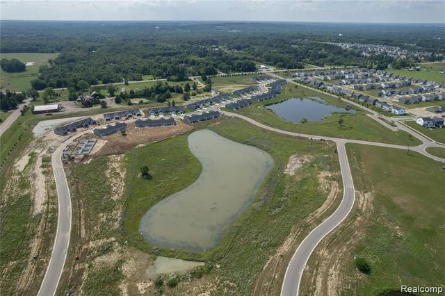 348 Mcdowell Drive, Howell, MI 48843