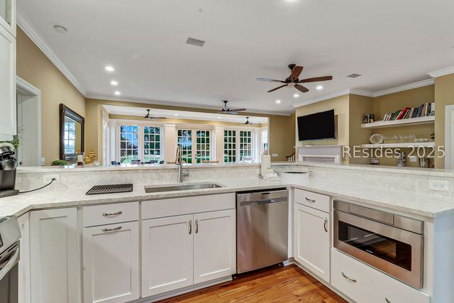 10 W Cottage Cir, Bluffton, SC 29910