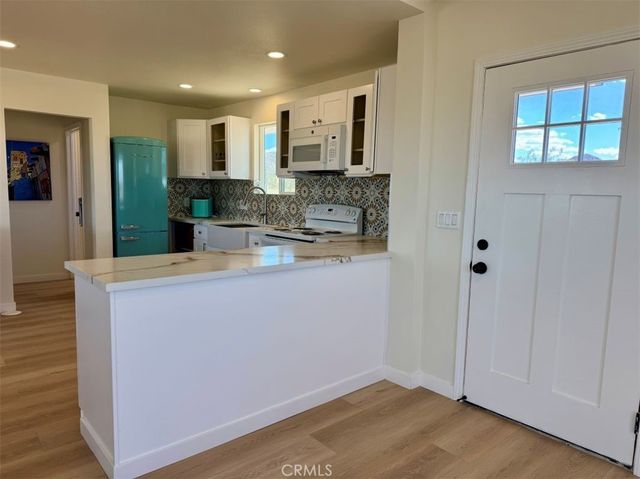 2675 Geronimo Trail, Landers, CA 92285