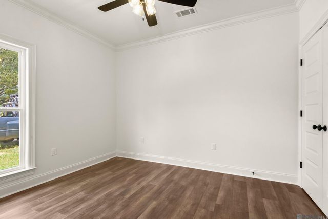 10789 Sage Dr, Walker, LA 70785