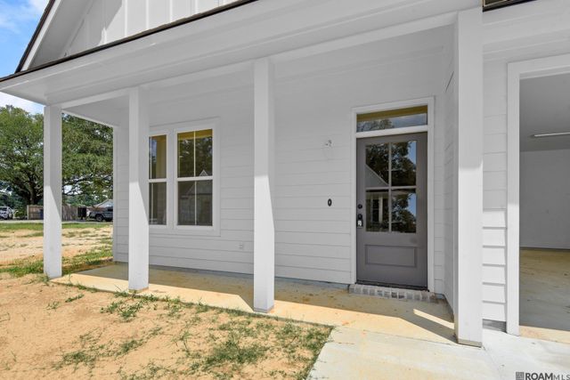 10789 Sage Dr, Walker, LA 70785