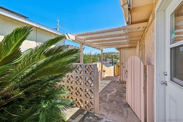 7183 Purdue, La Mesa, CA 91942