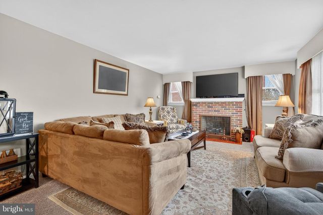 323 MILLERSVILLE RD, Lancaster, PA 17603