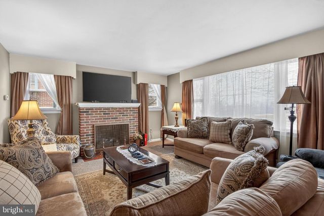 323 MILLERSVILLE RD, Lancaster, PA 17603