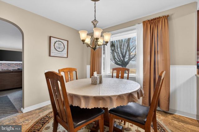 323 MILLERSVILLE RD, Lancaster, PA 17603