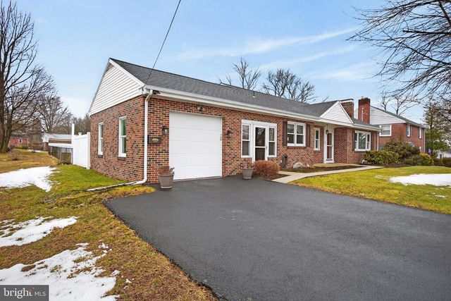 323 MILLERSVILLE RD, Lancaster, PA 17603