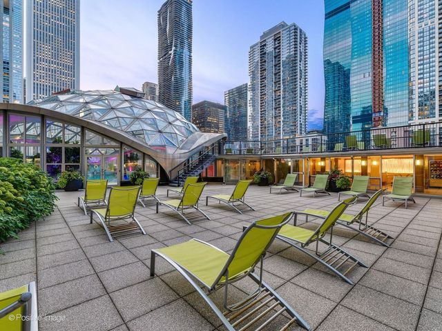 400 E Randolph Street 904, Chicago, IL 60601