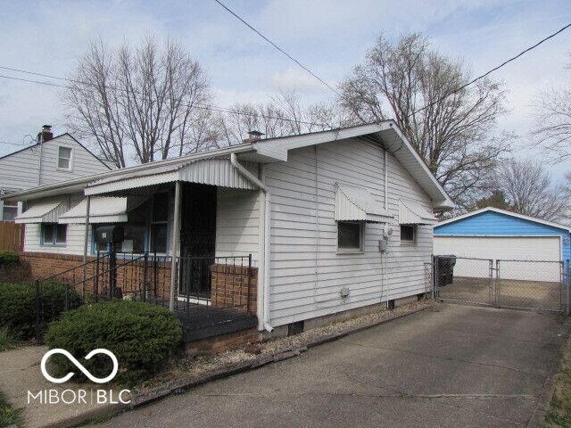 904 Ellenhurst Drive, Anderson, IN 46012