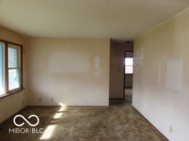 904 Ellenhurst Drive, Anderson, IN 46012