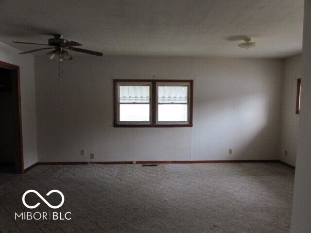 904 Ellenhurst Drive, Anderson, IN 46012