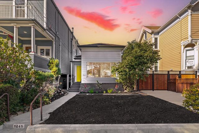 1241 Park Ave, Alameda, CA 94501
