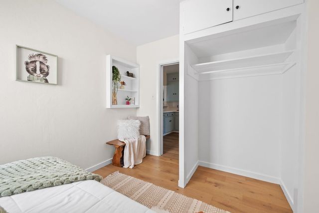 1241 Park Ave, Alameda, CA 94501