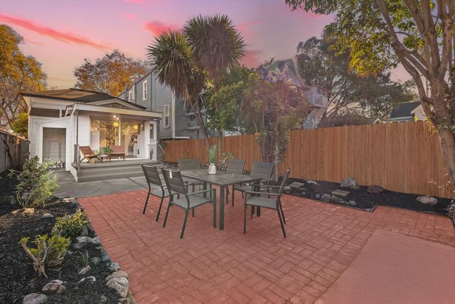 1241 Park Ave, Alameda, CA 94501