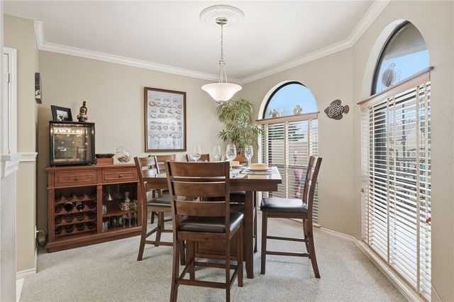 107 Pebble Creek Dr, Rockport, TX 78382