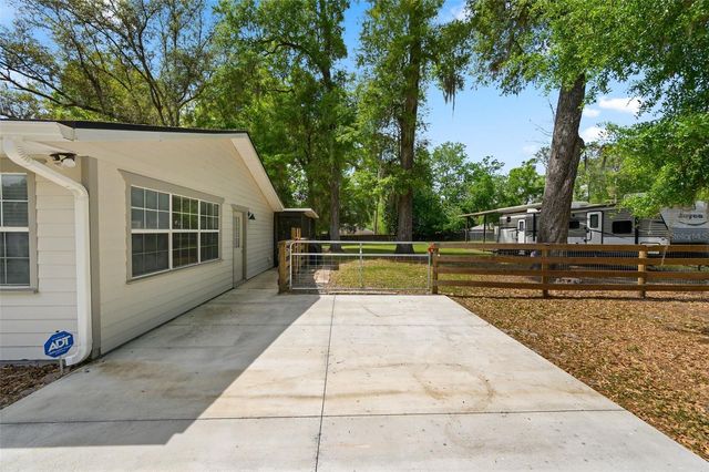 6820 SW 78TH STREET, Gainesville, FL 32608