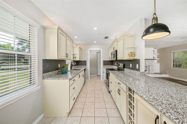 6820 SW 78TH STREET, Gainesville, FL 32608