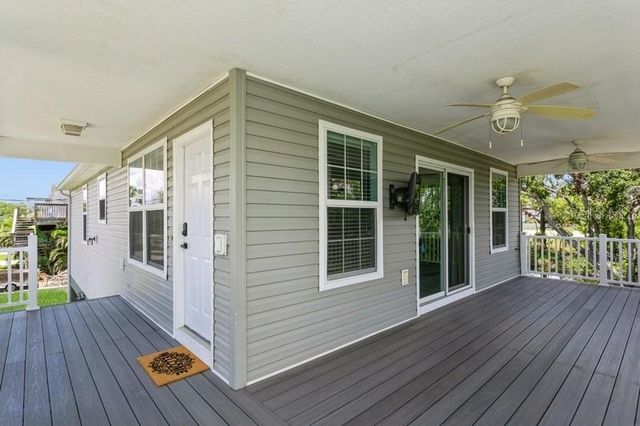 9107 BRUNSWICK LANE, Tampa, FL 33615