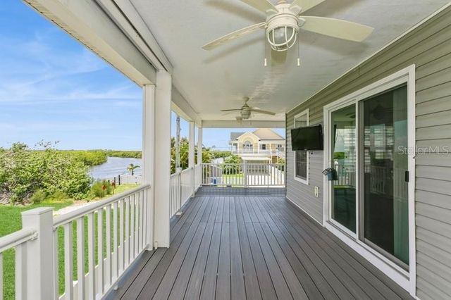 9107 BRUNSWICK LANE, Tampa, FL 33615