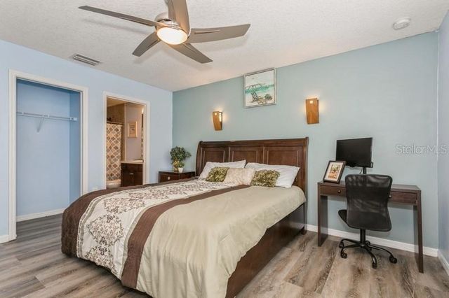 9107 BRUNSWICK LANE, Tampa, FL 33615