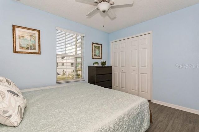 9107 BRUNSWICK LANE, Tampa, FL 33615