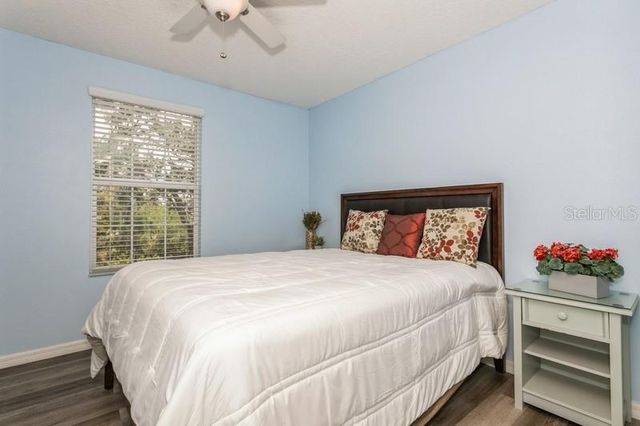 9107 BRUNSWICK LANE, Tampa, FL 33615