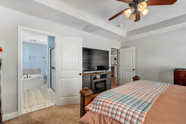 5677 E Pearson Parkway, Strafford, MO 65757