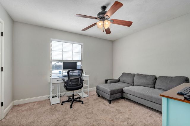 5677 E Pearson Parkway, Strafford, MO 65757