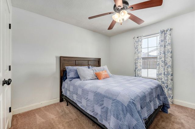 5677 E Pearson Parkway, Strafford, MO 65757