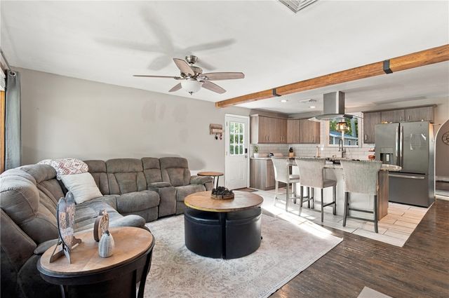 29 Reservoir Street, Fall River, MA 02723