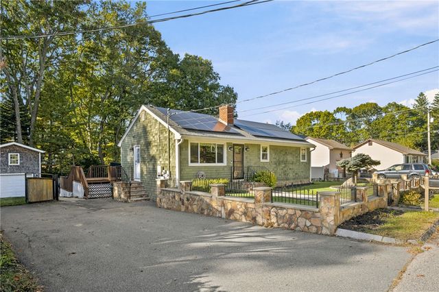29 Reservoir Street, Fall River, MA 02723