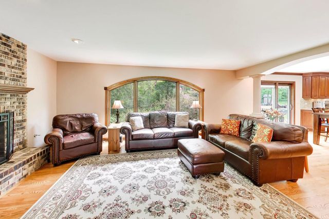 2302 Lisa Court, Rolling Meadows, IL 60067