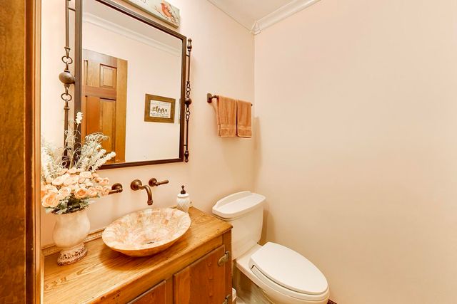 2302 Lisa Court, Rolling Meadows, IL 60067