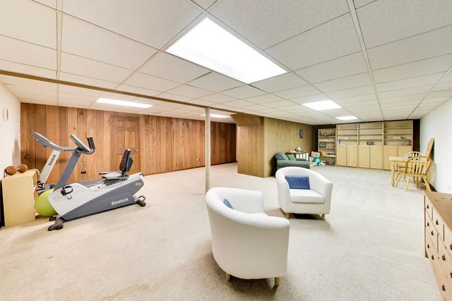 2302 Lisa Court, Rolling Meadows, IL 60067