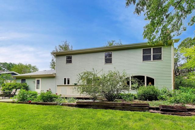 2302 Lisa Court, Rolling Meadows, IL 60067
