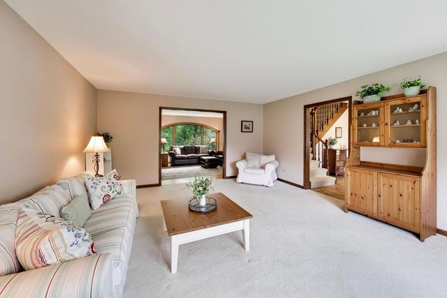 2302 Lisa Court, Rolling Meadows, IL 60067