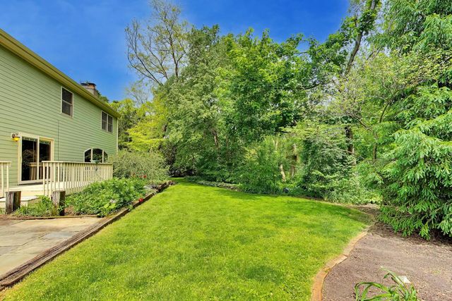 2302 Lisa Court, Rolling Meadows, IL 60067