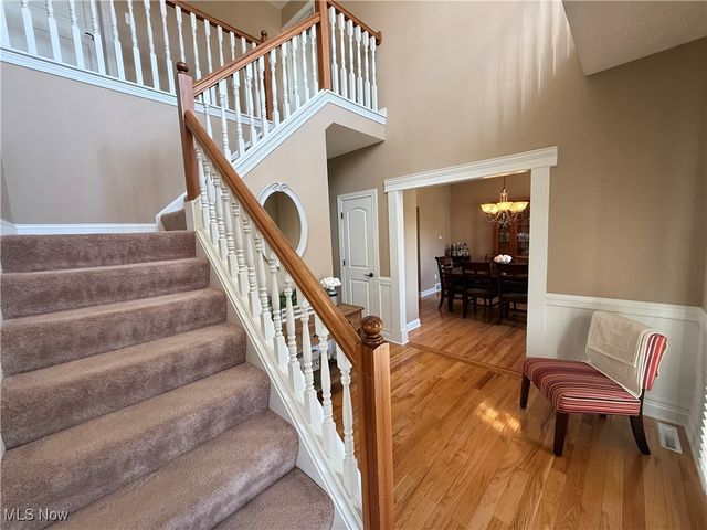 3204 Thorn Tree Drive, North Royalton, OH 44133