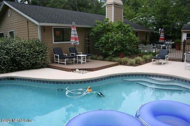 1841 TWELVE OAKS Lane E, Neptune Beach, FL 32266